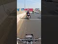 Bike per sahi tarah se bethen, warna koi accident bhi ho sakta hai...