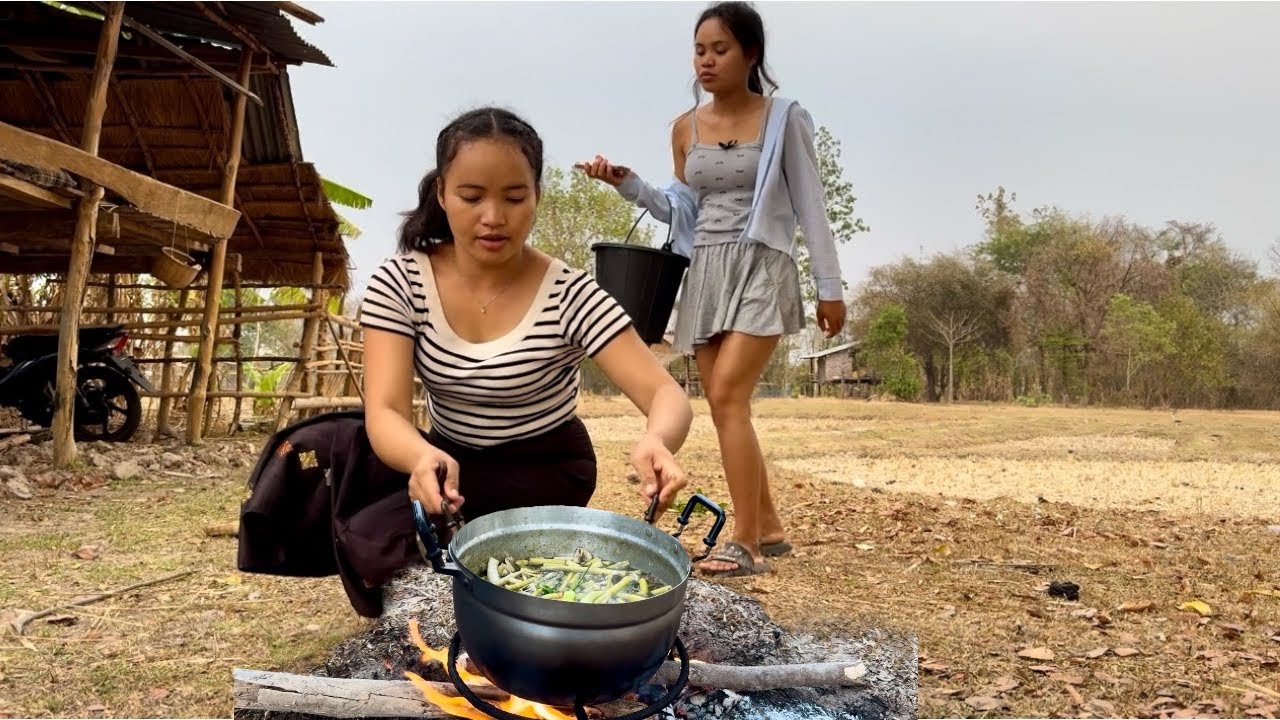 แกงแหนงหน่อไม้กะแสนใส่แมงกุ๊ดจี่🇱🇦ແກງແໜງໜໍ່ໄມ້ກະແສນໃສ່ແມງຈຸດຈີ່