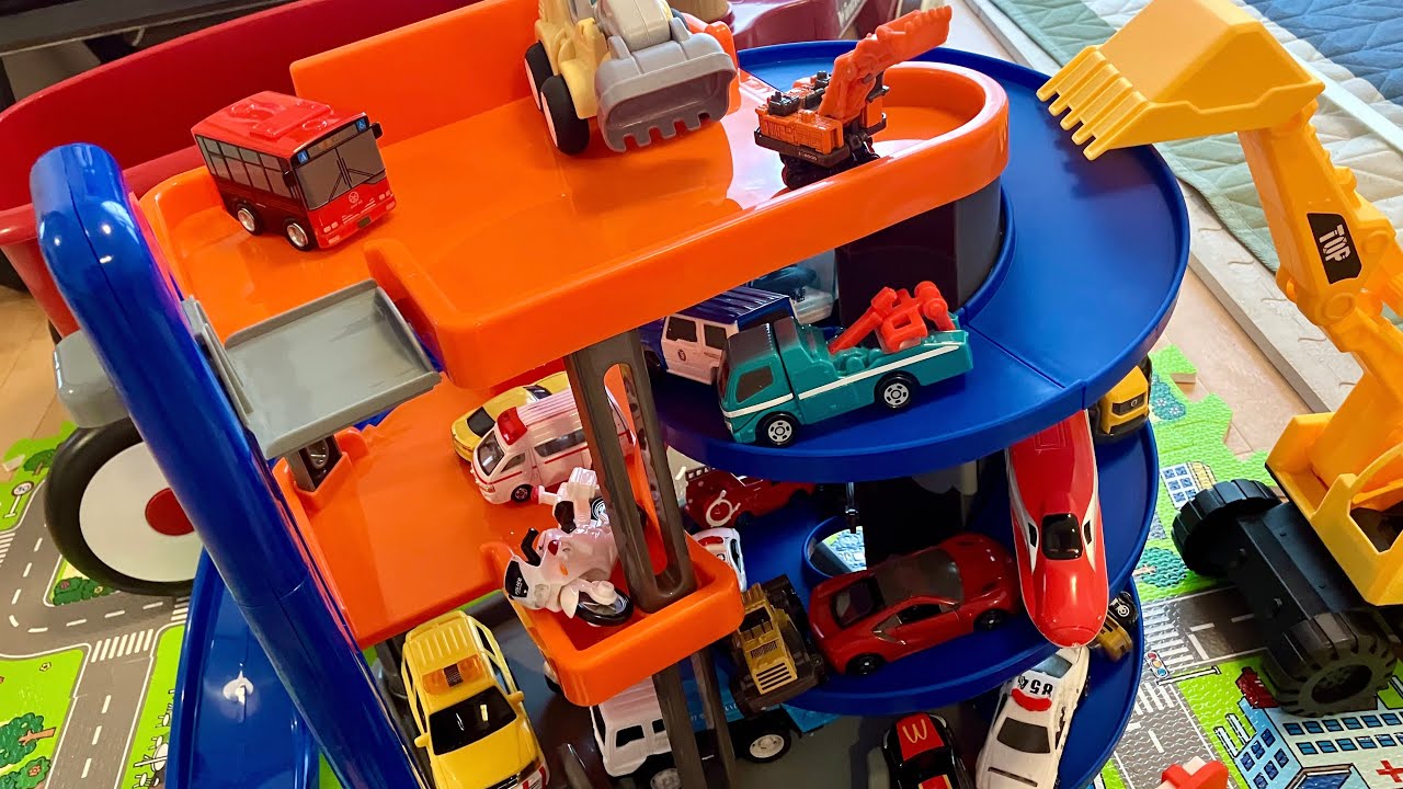 Tomica] Let's Play with the Toys 