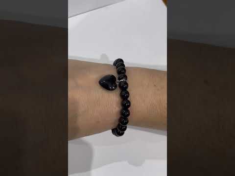 Браслет із кулоном з натурального каменю Чорний Агат круглі намистини 4 та 6 мм на вибір в подарунковій коробочці, видео 2