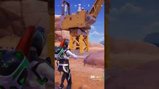 robot moving UFO+chaos cube #fortnite #fortniteclips #fortniteshorts #fortnitefunny #fortnitefun