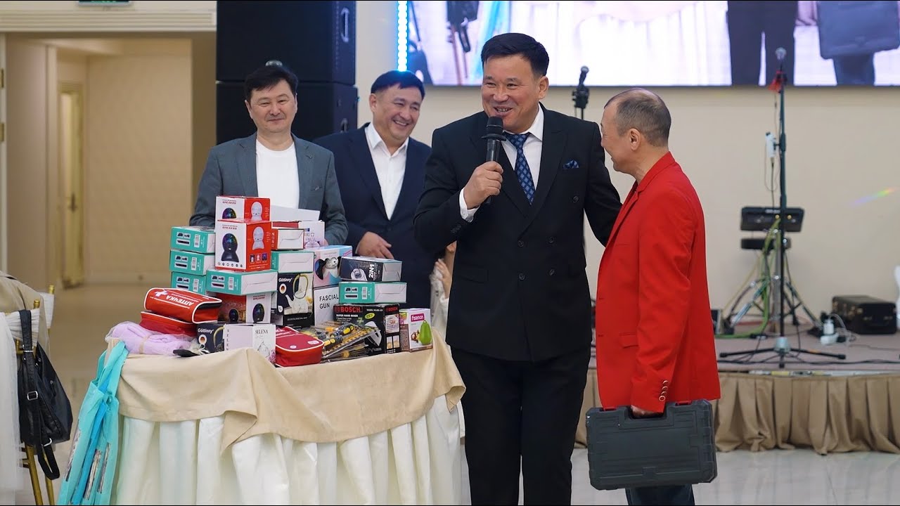 Мерейтой. Тұрсынбектің тойында ырбаңдап билейміз