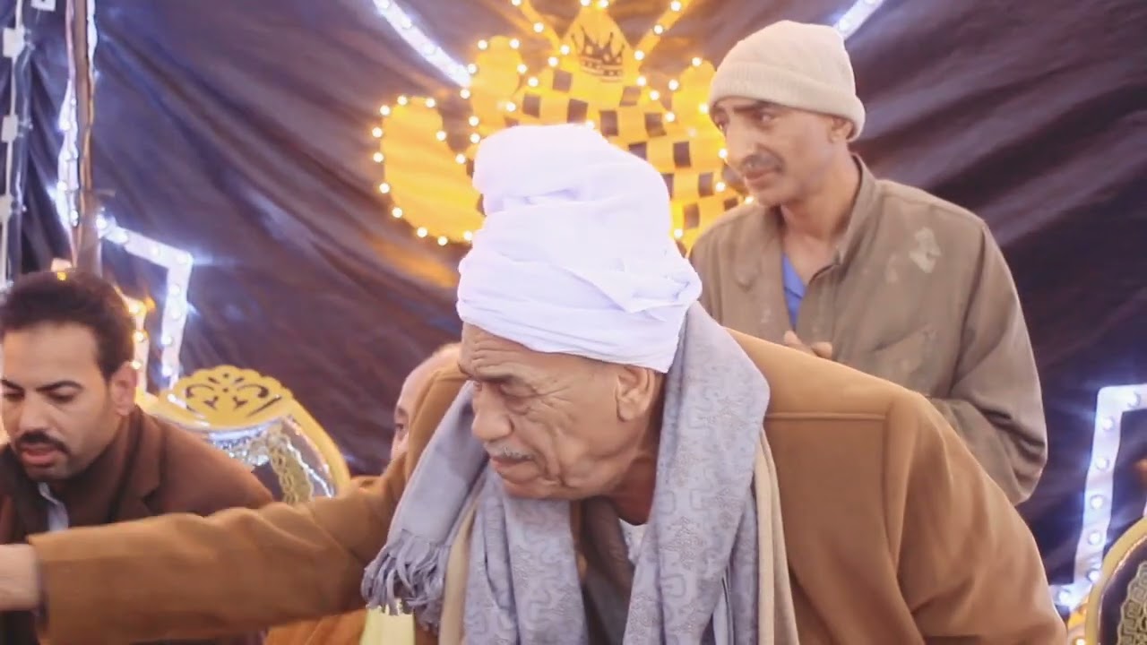 البرده وما أدراك ما البرده عندما تسمعها من الديروطى فضيلة الشيخ عبدالرحمن الديروطى ليلة بنى مر أسيوط