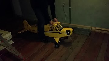 PIPER J3 FIRST START