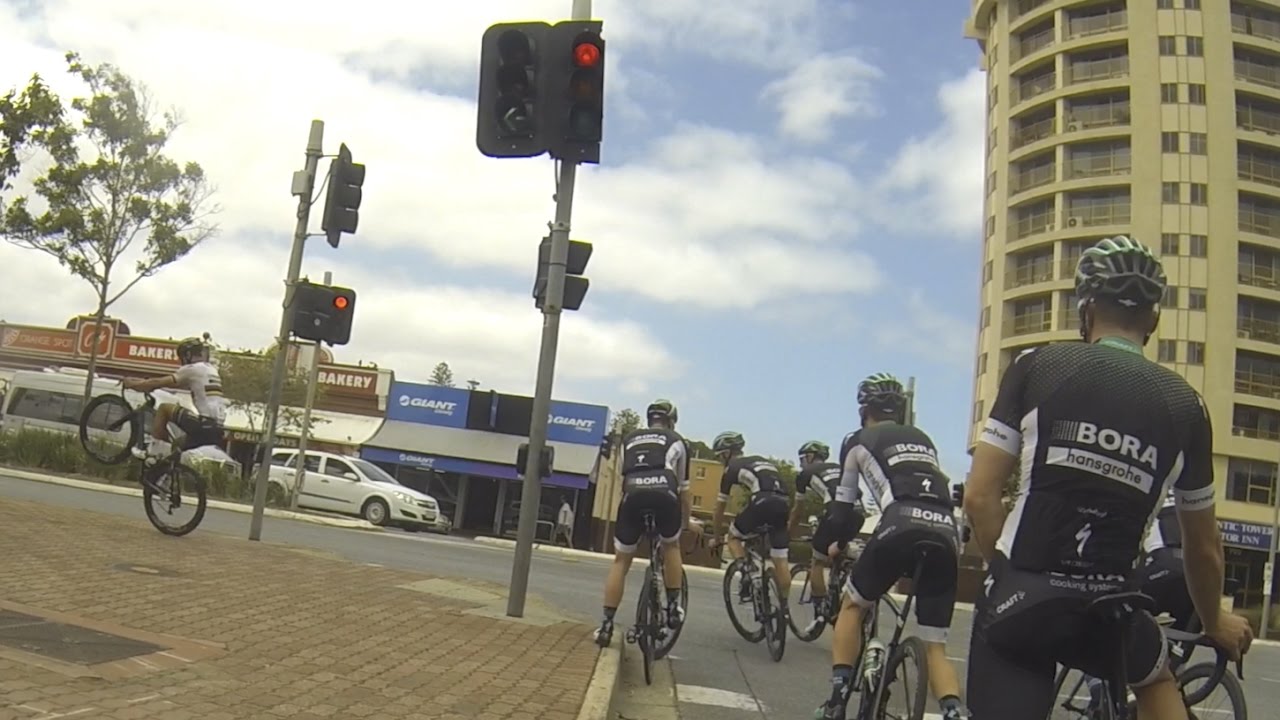 Peter Sagan's First "Wheelie" of the Year  [Ultra HD] (2017)