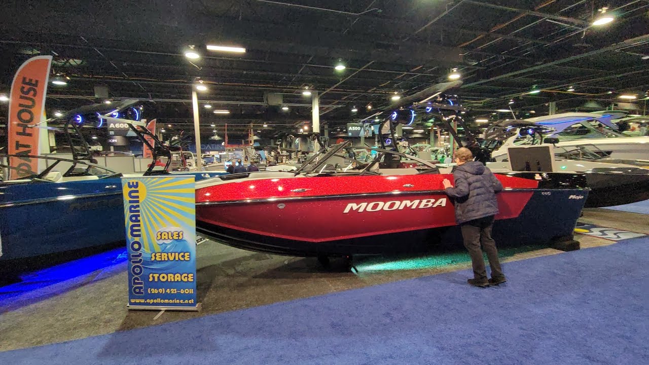 Touring Boats, Chicago Boat Show, Donald E. Stephens Convention ...