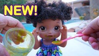 BABY ALIVE NEW Spoonfuls Baby Alive Feeding Her Pear Dolls Food!
