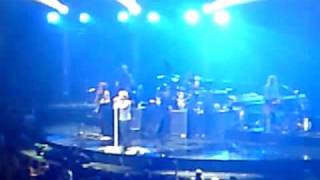 Bon Jovi _O2 11062010_LET IT ROCK.AVI