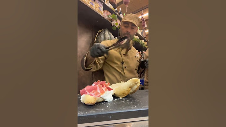 Con mollica o senza? #3 #shorts #conmollicaosenza #donato #donatodecaprio #napoli #salumeria