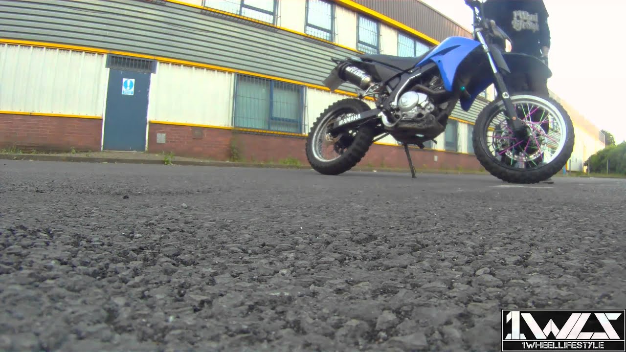 Supermoto stunt hand scrape wheelie [Smokey] Yamaha XT125X
