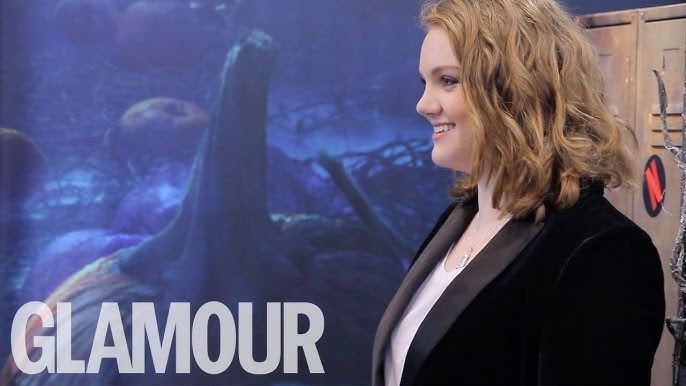 Shannon Purser Surprises 'Stranger Things' Cast at Comic-Con