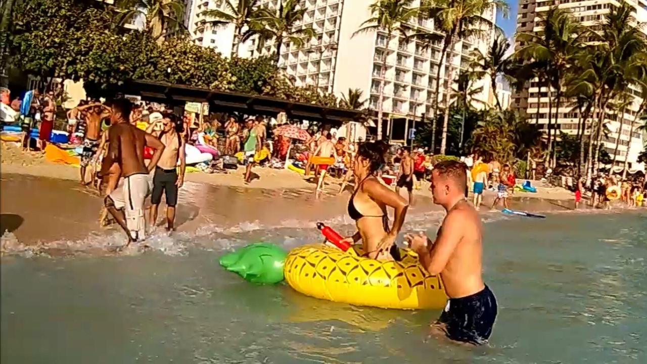video phone beyonce mp3 Waikiki Beach College Spring Break Party, University of Hawaii, Honolulu, Oahu, Hawaii