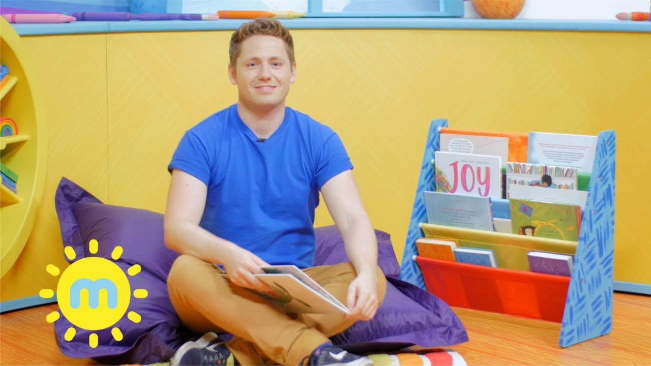 Little Green Donkey by Anuska Allepuz | Ready by David