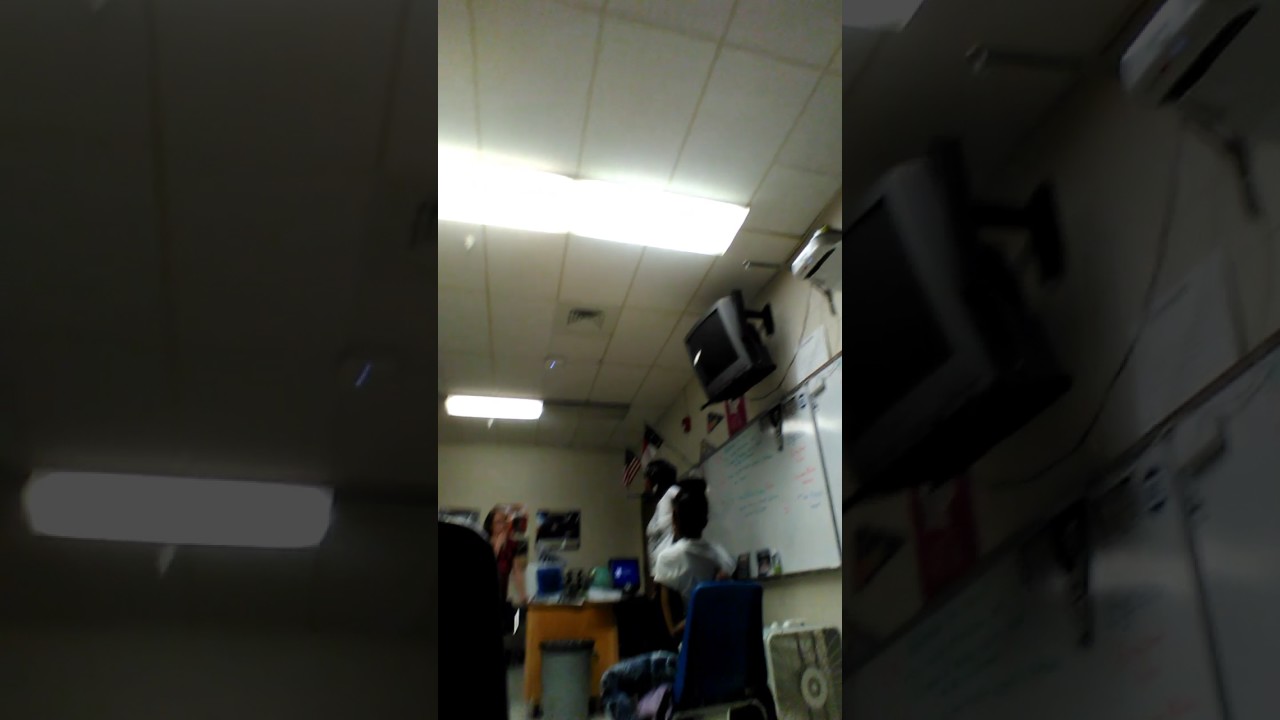 Teacher goes viral - YouTube