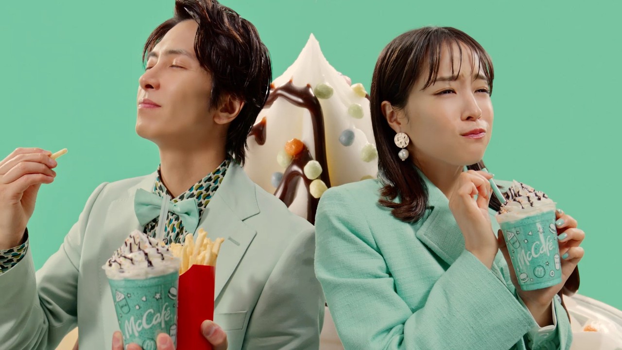 山下智久「愛してるぜー！」広瀬すずと爽やかミントスーツ姿でアピール