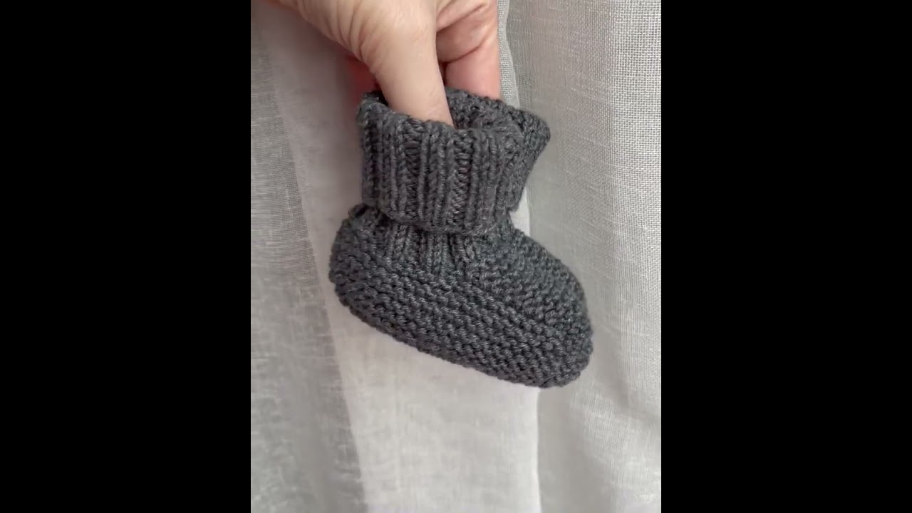 Cashmere Merino Baby Socks / Newborn Booties / Baby Gift