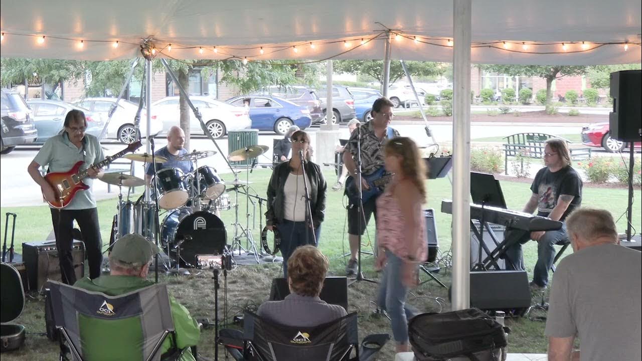 Spectrum band McCandless Crossing Summer Concert Series 0815