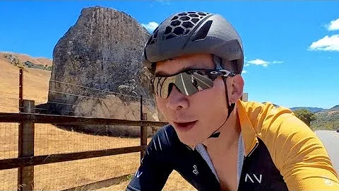 KAV SPORTS THE BIKE HELMET REINVENTED