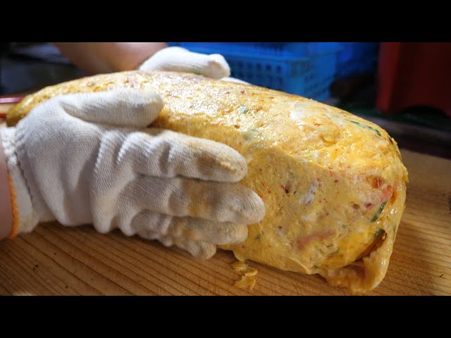 Giant Egg Rolled Omelet - Korean Street Food