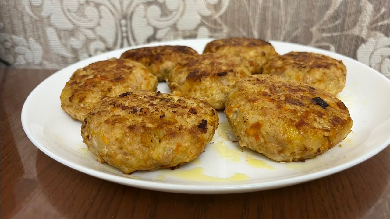 Кухонні клопоти: Готуємо тефтелі та засолюємо червону рибку 🥘🐟