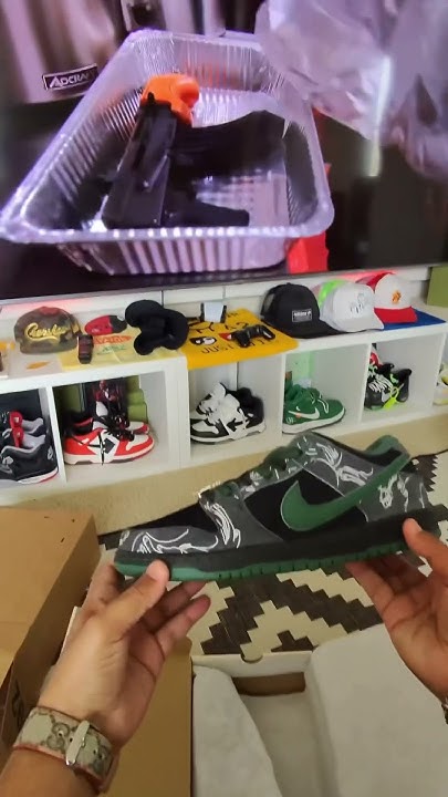 I Just Got A Package From @nikesb - YouTube