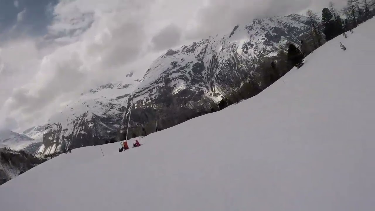 Zermatt Intermediate Ski run 8 "Obere National"