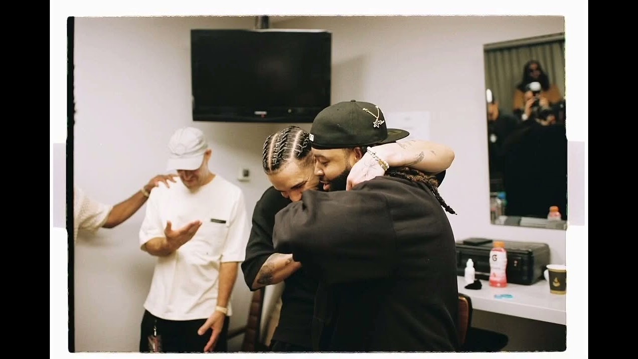 Drake – 9 (Outro / Very Much Alive) 