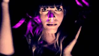 MELODY'S ECHO CHAMBER - MOONLIGHT DANCE ON CRYSTALLIZED