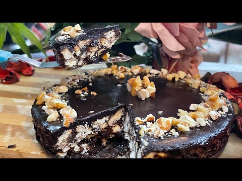 No bake Chocolate Biscuit cake recipe | Chocolate biscuit cake #BiscuitCake #NoBakeBiscuitCake | Food and Passion by Kavita Bardia