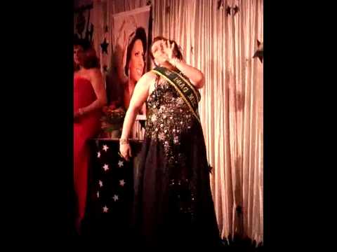 ..: Miss Crysthal - Despedida da faixa da Miss Bra...