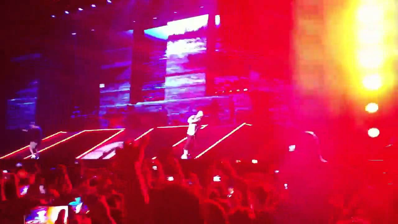 Eminem (ft Kon Artis) - Square Dance / Buisness / Kill You - Live in ...