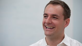 How Clinton's Campaign Manager Is Mobilizing Voters for the Iowa Caucuses How Clinton's Campaign Manager Is Mobilizing Voters for the Iowa Caucuses