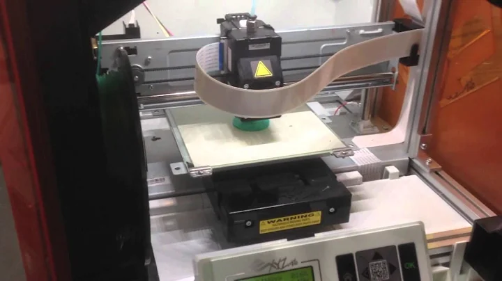 XYZ Printing's 3D Printer daVinci Jr 1.0 product demo