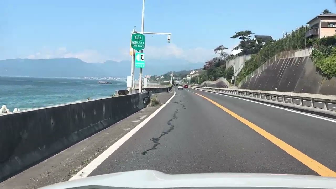 相模湾岸の西湘バイパスを走行しました。大磯から西湘パーキングまでの動画です🚗