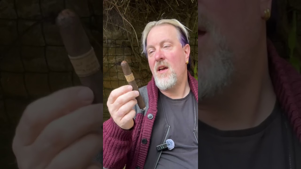 Leaf Maduro by Oscar 