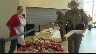 H-E-B serving breakfast, lunch to first responders in Odessa