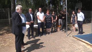 PUNKTum Energy Minister presents funding notices for the renovation of two daycare centers in Rie...