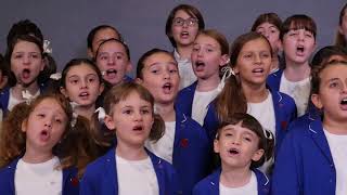 Video thumbnail of "Il Piccolo Coro in Zecchino d'Oro Medley"