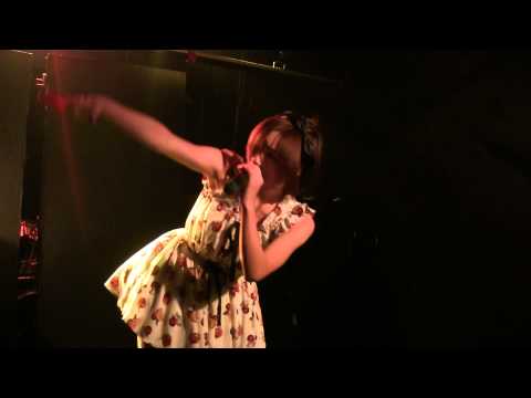 近野なあこ - 制服のマネキン