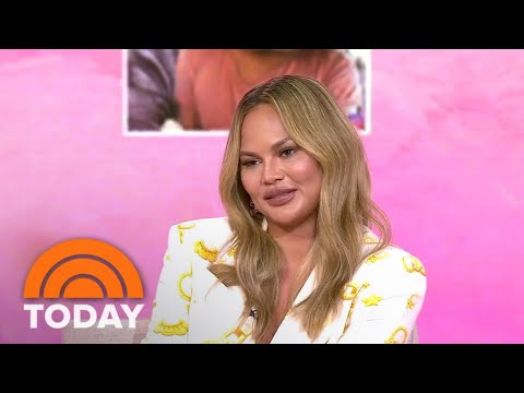 Chrissy Teigen Says She Became Sober Because Her Drinking &rsquo;Got Embarrassing&rsquo;