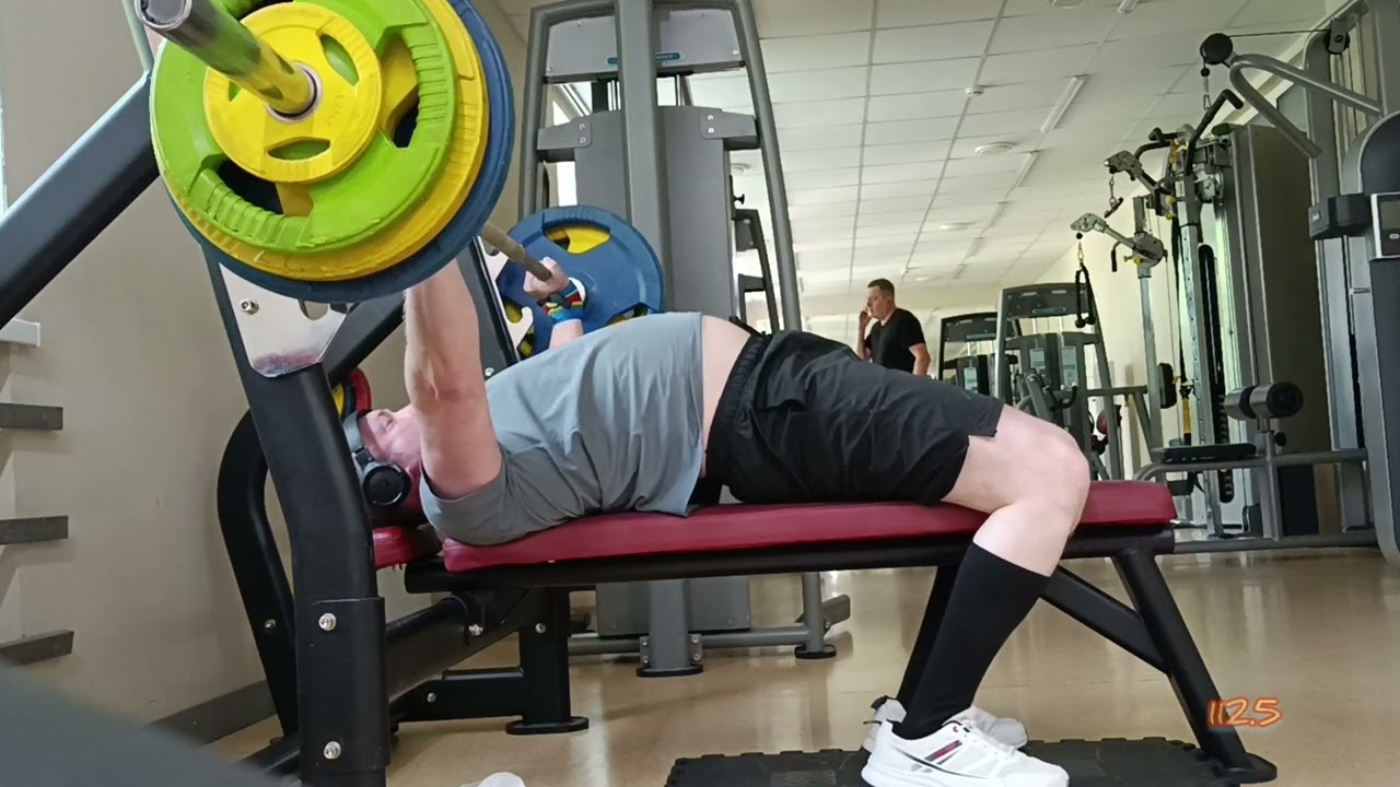 Жим лёжа "тройками" от 105 до 115 (31.07.25)