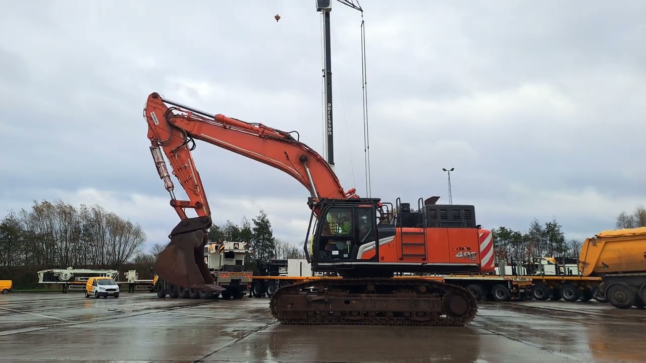 ➤ Used Hitachi Zx 225 Us for sale on Machineseeker.com
