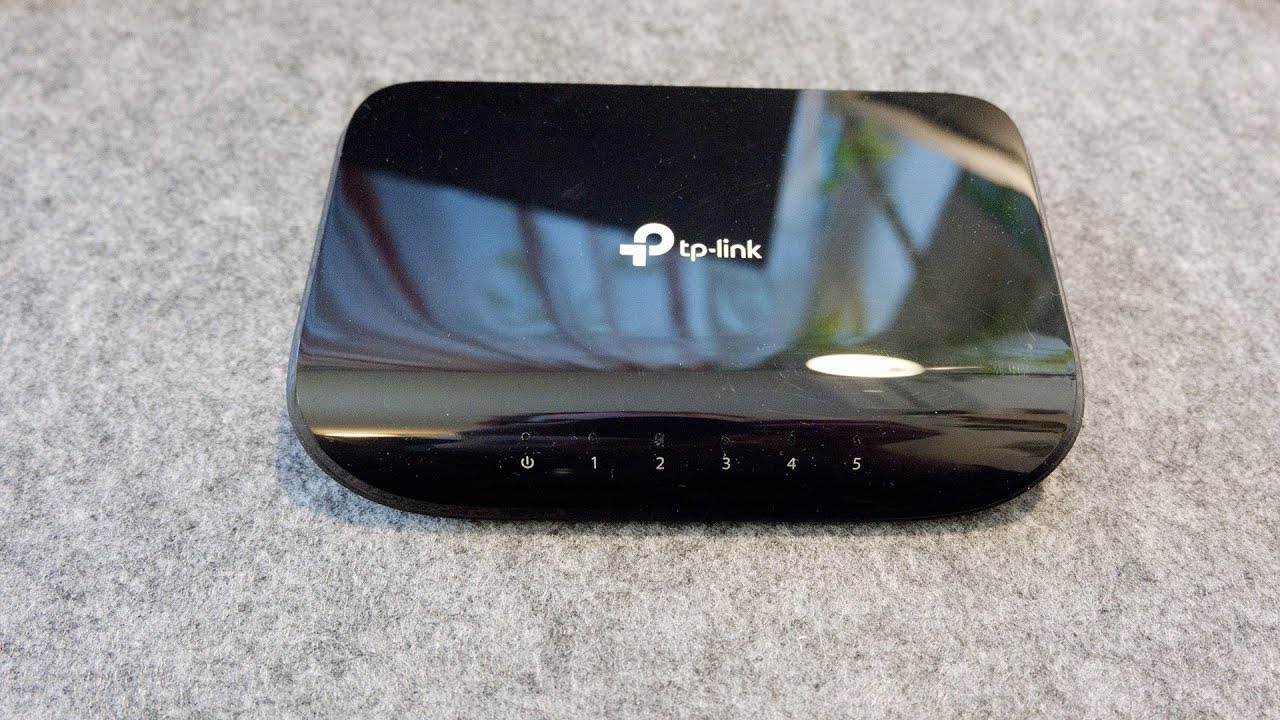 Коммутатор TP-LINK TL-SG1005D вскрытие упаковки