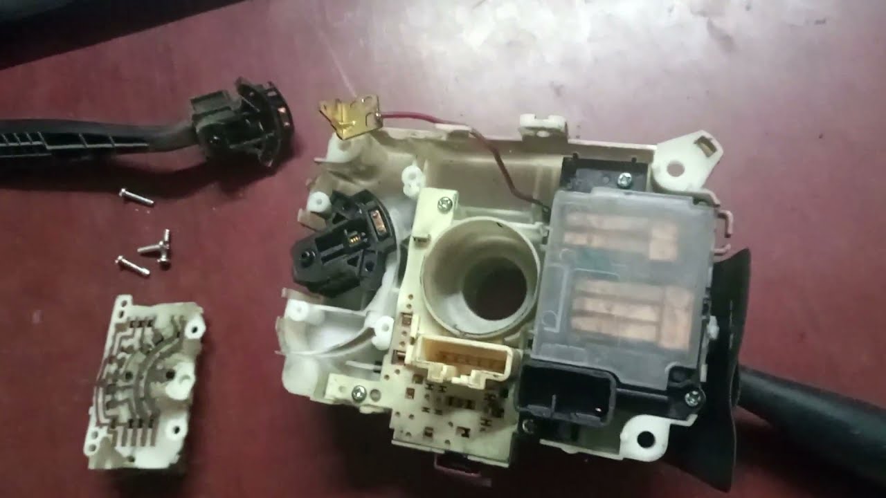 Maruti Suzuki Eeco wiper switch assembly repair / combination switch repair