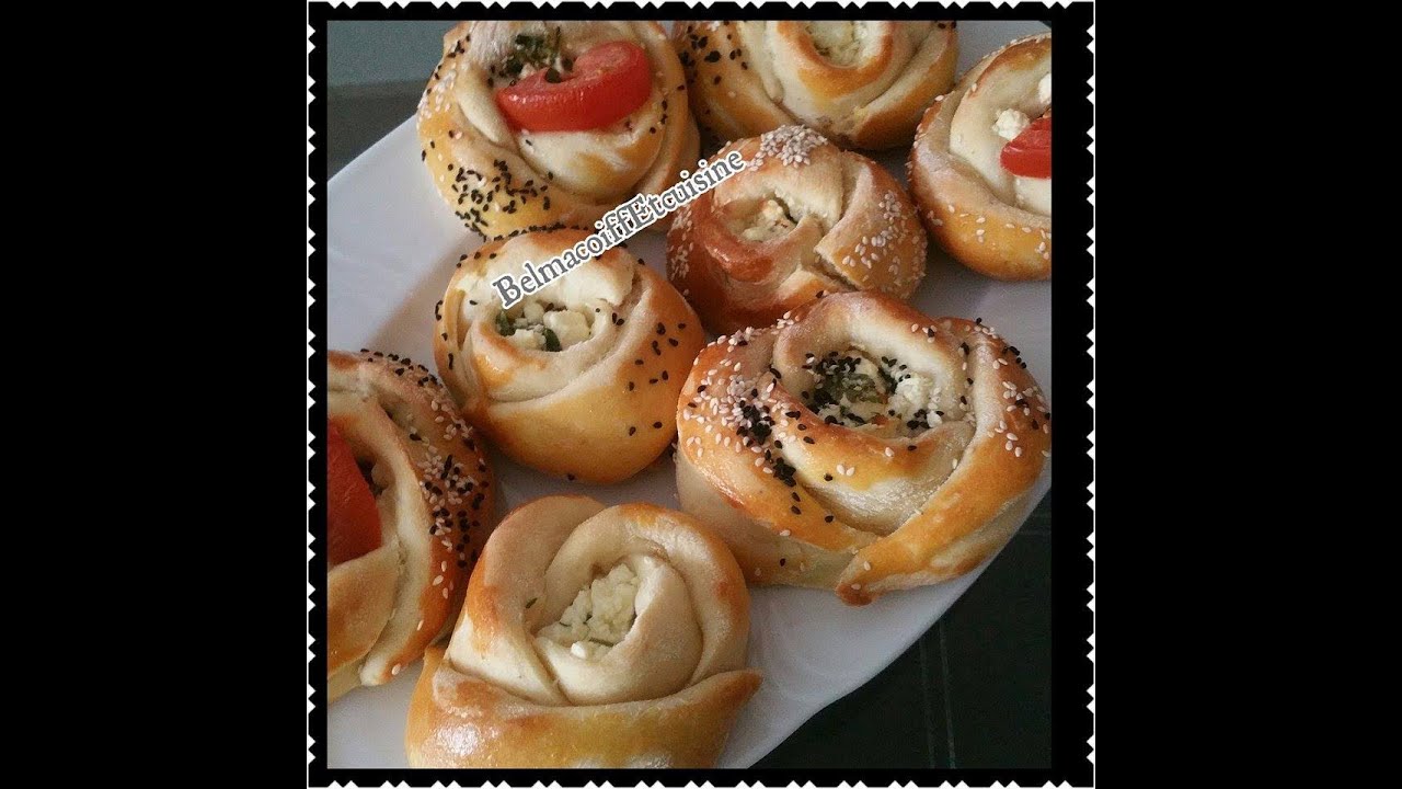 Recette des brioches salée Turc au fromage / Peynirli Gül Pogaça