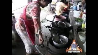 Thai Street Vendor Moo Namtok (Waterfall Pork)
An updated version of this video can be found at http://www.youtube.com/watch?v=clZ0Ilsh1_k
More information, pictures, and complete recipe for Moo Namtok at ImportFood.com: http://importfood.com/videos/040-Dish8.html
A complete selection of imported Thai groceries and cookware: http://importfood.com Thai Street Vendor Moo Namtok (Waterfall Pork)