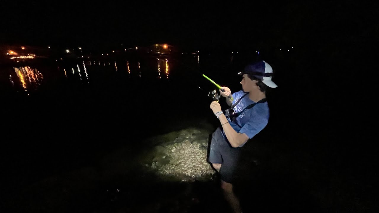 BIG Bass Fishing on Table Rock Lake! Huge Bass!