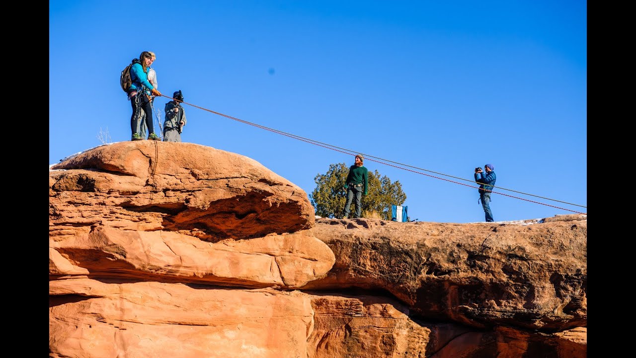 Boyfriend pushes girl off cliff - Picture Version