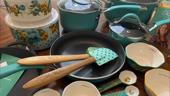 The Pioneer Woman 12-Pieces Porcelain Enamel Classic Ceramic Cookware Set, Ombre Teal, Size: 12pc