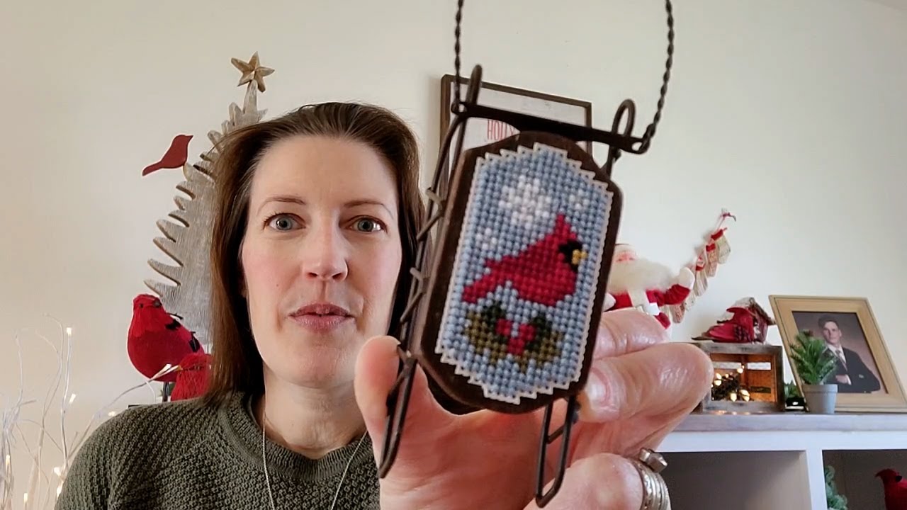 Flosstube #13 - Merry Christmas Wishes and Holiday Finishes!